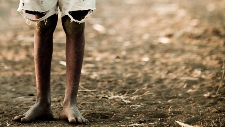 Dünyada 333 milyon çocuk aşırı yoksulluğun pençesinde
