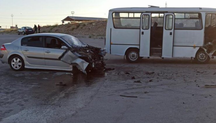 Ankara’da işçi servisi otomobille çarpıştı: 15 yaralı