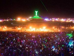 Burning Man festivalinde binlerce insan mahsur kaldı: Bir kişi öldü