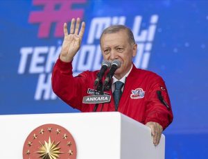 Cumhurbaşkanı Erdoğan: “Artık uzaya füzeleri gönderen bir gençlik var”