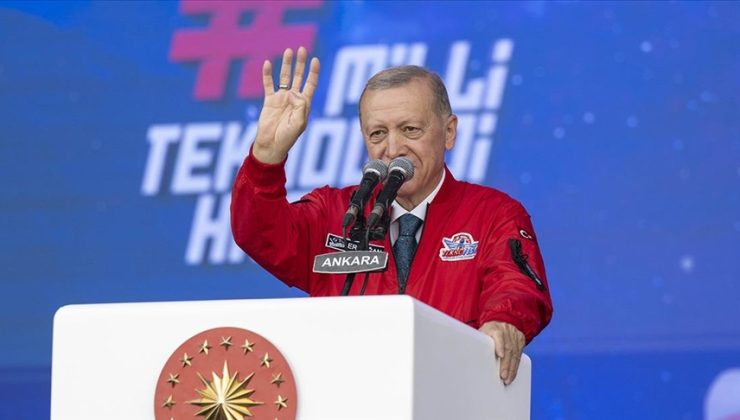 Cumhurbaşkanı Erdoğan: “Artık uzaya füzeleri gönderen bir gençlik var”