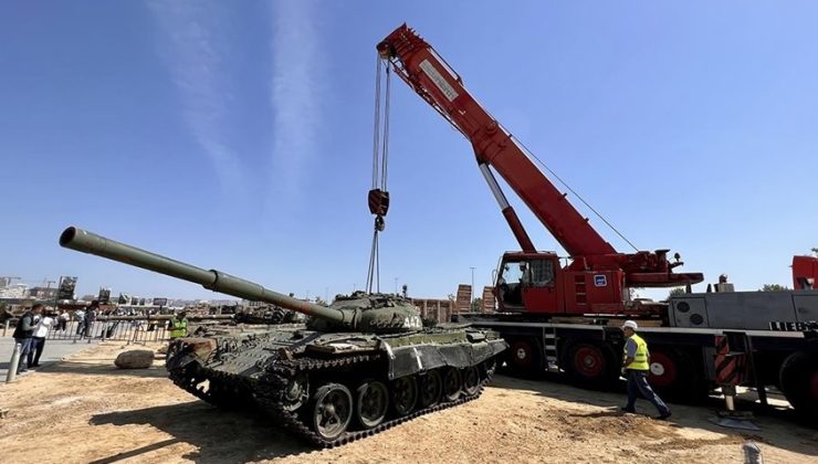 Karabağ’ın işgalinin sembolü tank Bakü’de