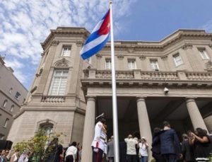 Küba’nın Washington Büyükelçiliğine molotofkokteyli atıldı