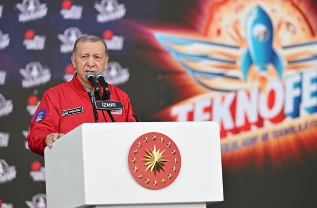 Cumhurbaşkanı Erdoğan: İzmirlinin iradesini çantada keklik görenlerin işi zor