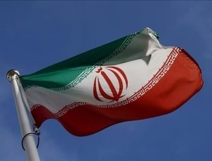 İran’da zorunlu başörtüsü kuralı ihlallerine karşı yaptırım yasası Meclisten geçti