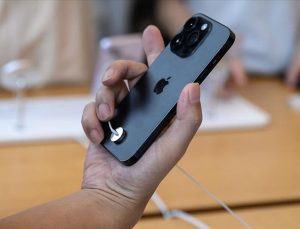 Çin’in devlet kurumlarında iPhone kullanılmasını yasakladığı iddia edildi