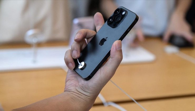 Çin’in devlet kurumlarında iPhone kullanılmasını yasakladığı iddia edildi