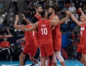 A Milli Erkek Voleybol Takımı son 16 turuna yükseldi