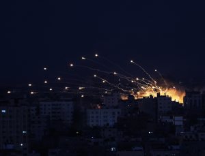 İsrail ordusunun attığı top mermisi Lübnanlı vekilin evine isabet etti