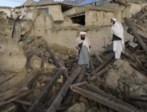 Afganistan’daki depremde can kaybı 320’ye yükseldi