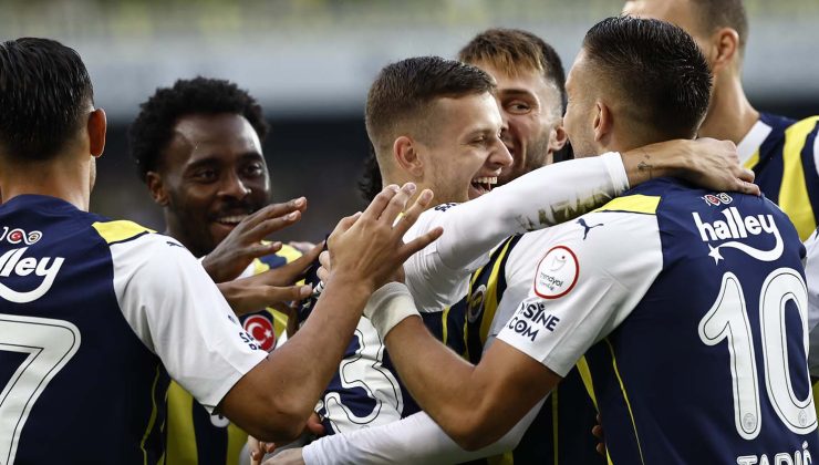 Var mı Fener’e yan bakan