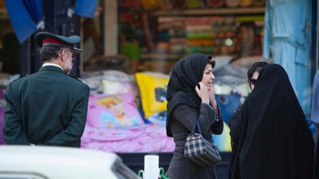 İran, ahlak polisinin suçlandığı olayda Batılı yetkililerin endişelerini “samimiyetsiz” buldu