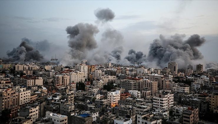 Macron, Abbas ve Netanyahu ile Gazze ve Batı Şeria’daki durumu görüştü