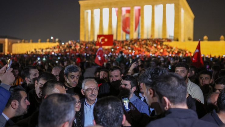 Kılıçdaroğlu, Birinci Meclis’ten Anıtkabir’e yürüdü
