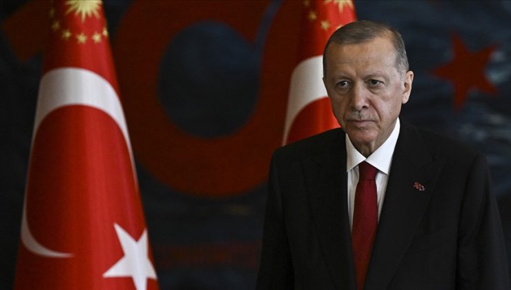 Cumhurbaşkanı Erdoğan’dan 19.23’te Cumhuriyet mesajı