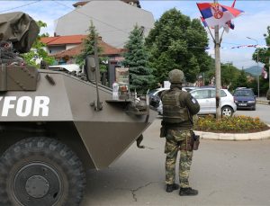 NATO’nun görevlendirdiği 200 İngiliz asker Kosova’ya ulaştı