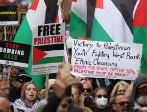 Londra’da Filistin’e destek gösterisi