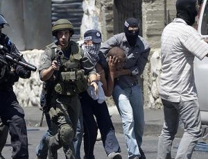 İsrail güçleri, Batı Şeria ve Doğu Kudüs’te 47 Filistinliyi gözaltına aldı