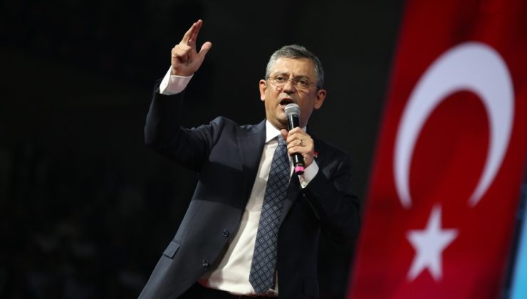 Özgür Özel, 81 il başkanı ile bir araya geldi: CHP’ye yakışır bir PM listesi yapacağız