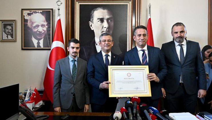 CHP Genel Başkanı Özel, mazbatasını aldı