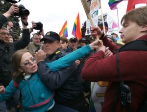 Rusya’da LGBT hareketinin faaliyetleri yasaklandı