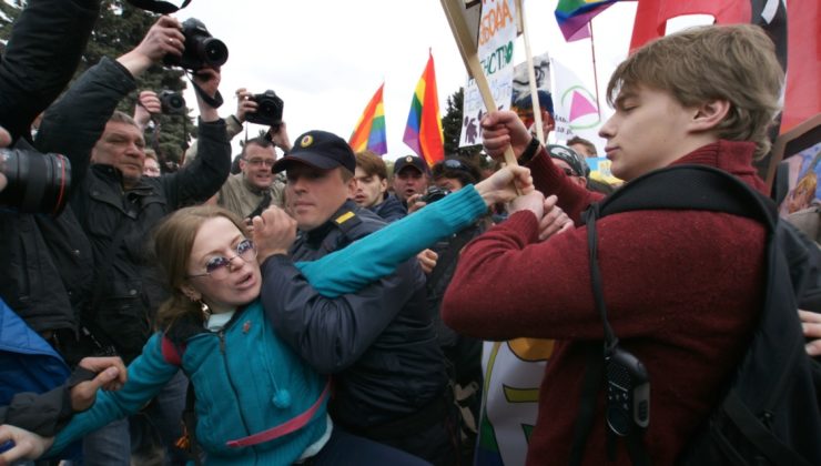 Rusya’da LGBT hareketinin faaliyetleri yasaklandı