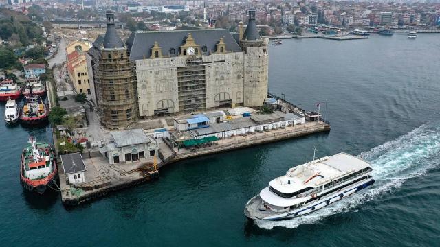 Tarihi Haydarpaşa Garı restorasyonla eski haline kavuşuyor