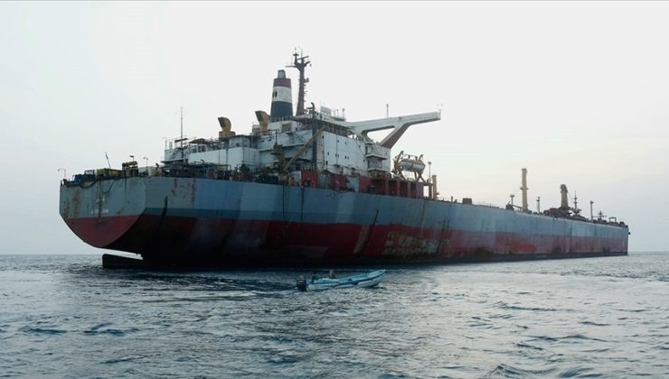 İsrail bağlantılı bir gemi Yemen açıklarında kaçırıldı