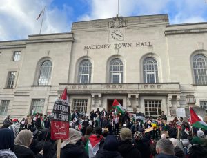 Londra’da Filistin’e destek yürüyüşü: ‘Kalıcı ateşkes ilan edilsin’
