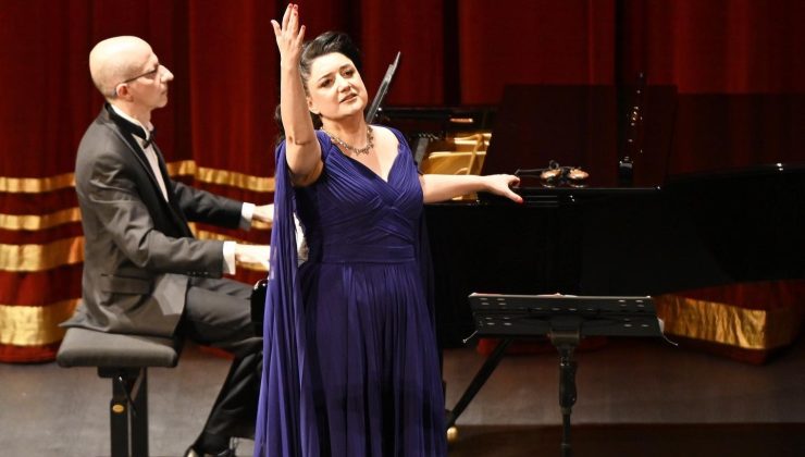 Kürt Soprano Pervin Chakar ile ilgili iddialar artıyor