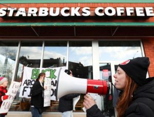 ABD’de yüzlerce Starbucks çalışanı grevde