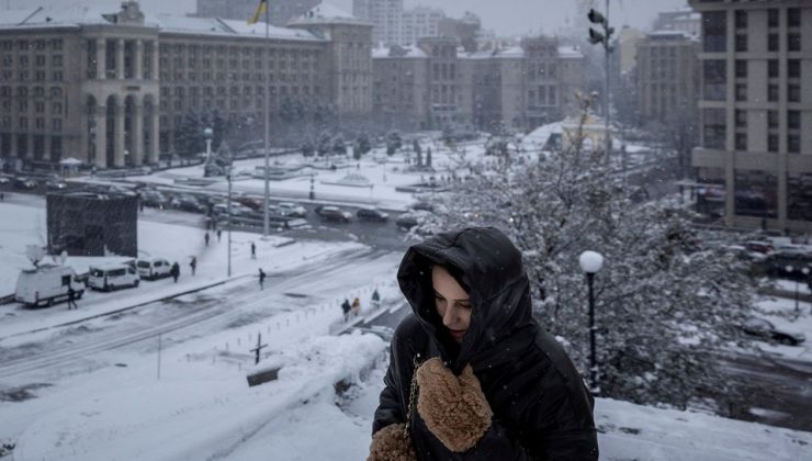 Ukrayna dondurucu soğukların etkisinde: 10 ölü