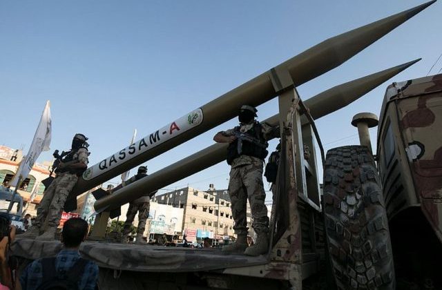 İsrail: Gazze’den atılan bir roketi havada imha ettik