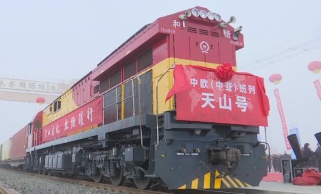  İlk Çin-Avrupa yük treni Urumçi’den yola çıktı