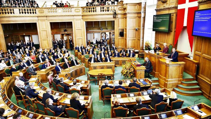 Danimarka Parlamentosu, Kuran-ı Kerim yakılmasını yasakladı