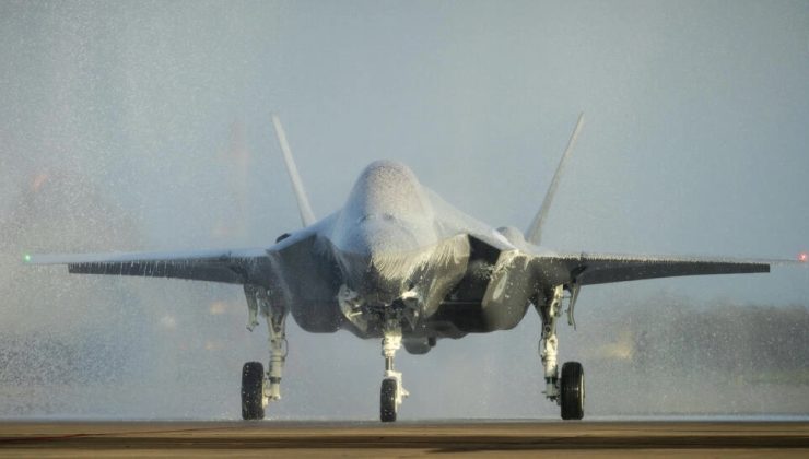 Hollanda, İsrail’e F-35 parçası satışının durdurulması taleplerini reddetti