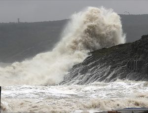 Meteoroloji ‘çok kuvvetli olacak’ diyerek uyardı: Batı Karadeniz ve Marmara için fırtına alarmı