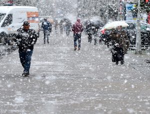 Marmara’da kar yağışı başladı