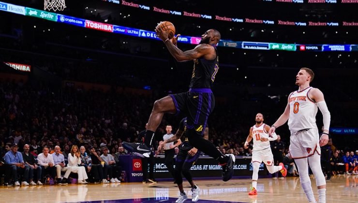 LeBron James’in “triple double”ı Lakers’a yetmedi