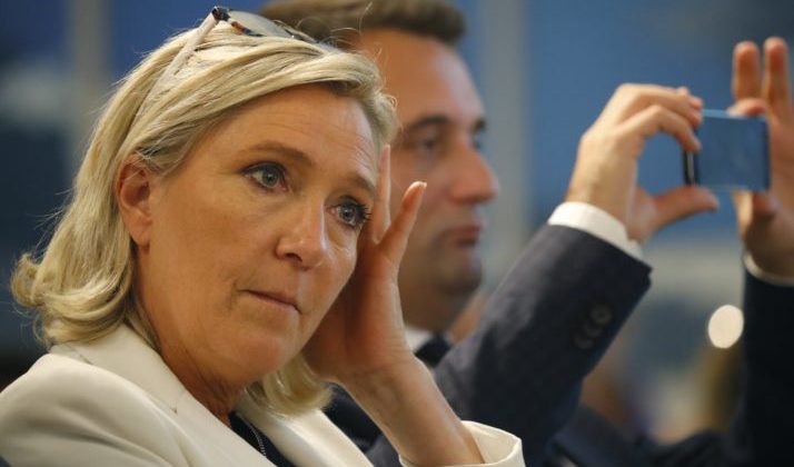 Le Pen’den Macron’a ‘idari darbe’ suçlaması