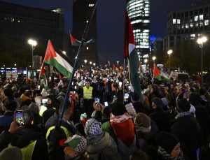 Berlin’deki Filistin’e destek yürüyüşüne yasak