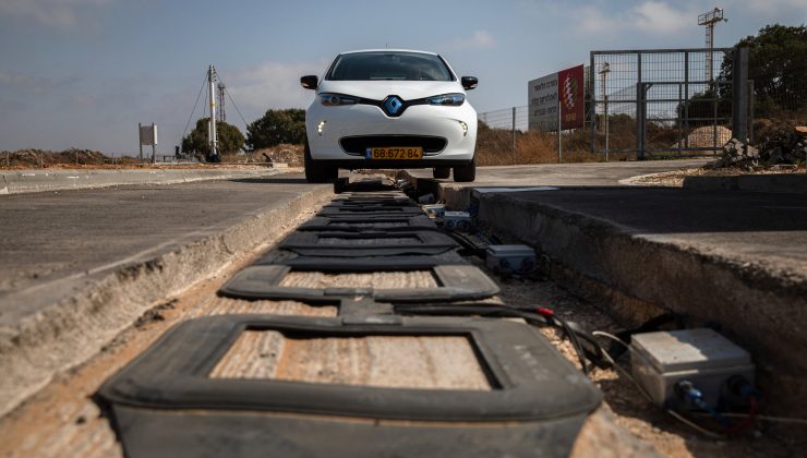 ABD’de araçları sürüş sırasında şarj eden ‘elektrikli yol’ testine başlandı