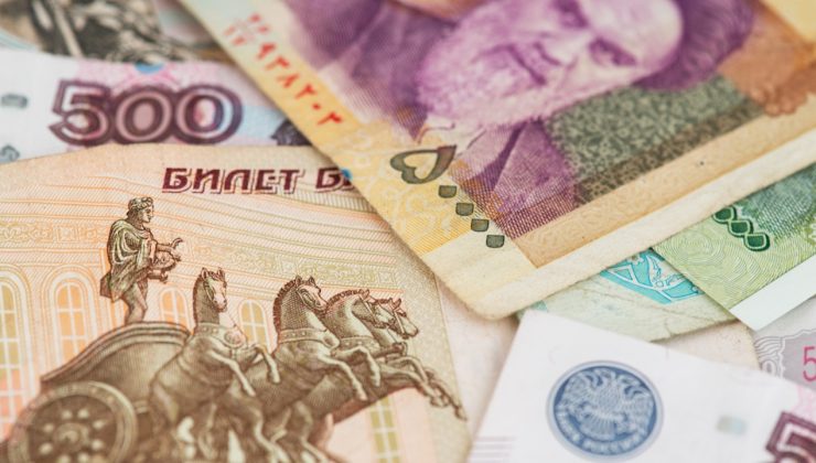 İran ve Rusya’nın ticarette dolar yerine ulusal para kullanma konusunda anlaştığı duyuruldu