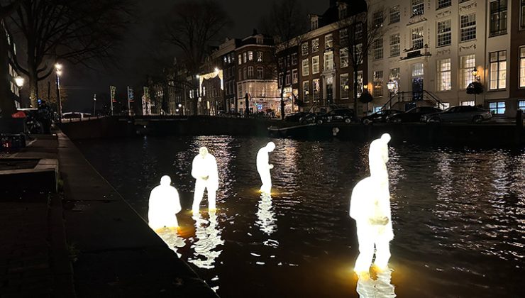 Hollanda’nın ‘Işık Sanatı Festivali’ göz kamaştırıyor