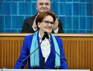 Meral Akşener grup toplantısında esti gürledi