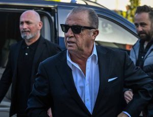 Terim’den Atina’da basın toplantısı