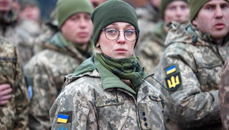 Ukrayna’da yeni seferberlik: Engelliler ve kadınlar da orduya alınabilecek