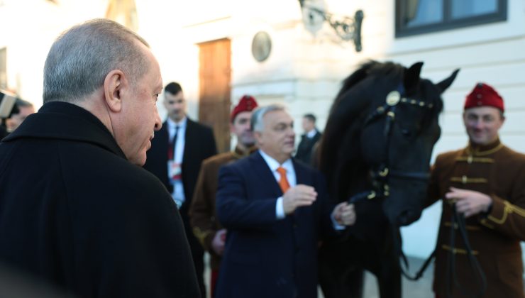 Macaristan Başbakanı Orban’dan gülümseten beygir paylaşımı