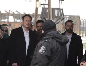 Antisemitizm ile suçlanan Elon Musk, Nazi toplama kampını ziyaret etti