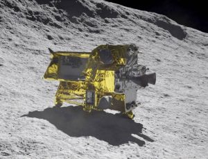 Japonya’nın uzay aracı SLIM Ay’a iniş yaptı